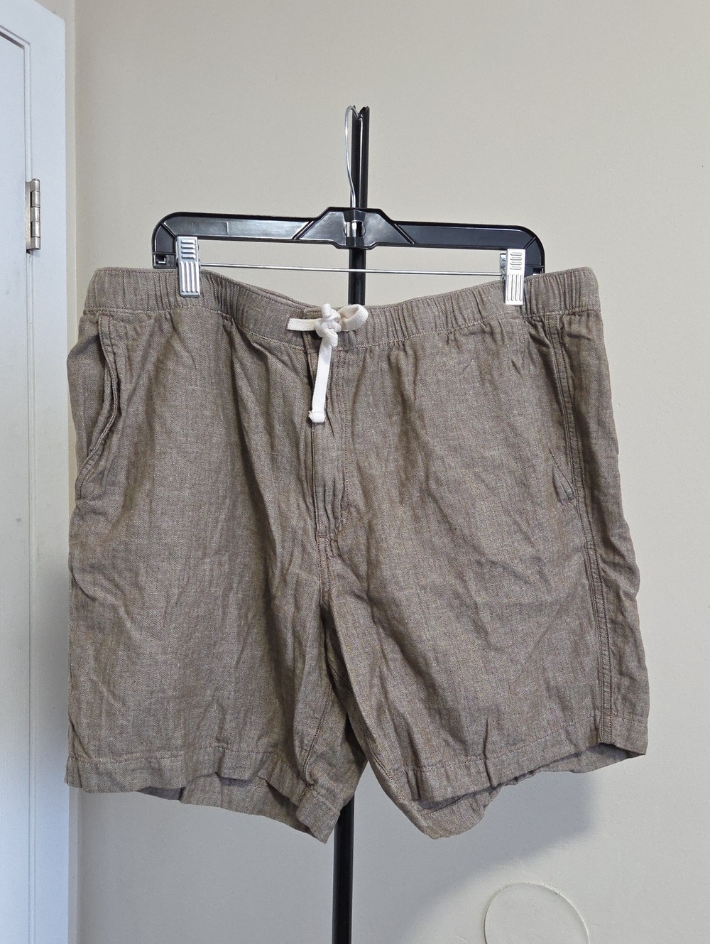 Eddie Bauer Tan Drawstring Linen-Blend Shorts